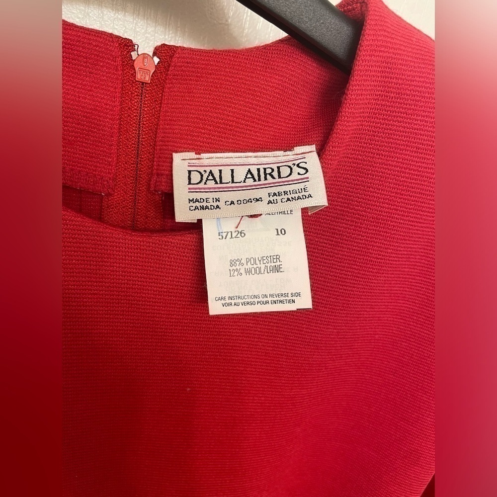 D’allaird’s- Vintage long-sleeve belted red dress. - Picture 3 of 3
